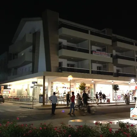 Fuer 7 Personen Ca 45 Qm In Bibione, Adriakueste Italien Und Umgebung アパート